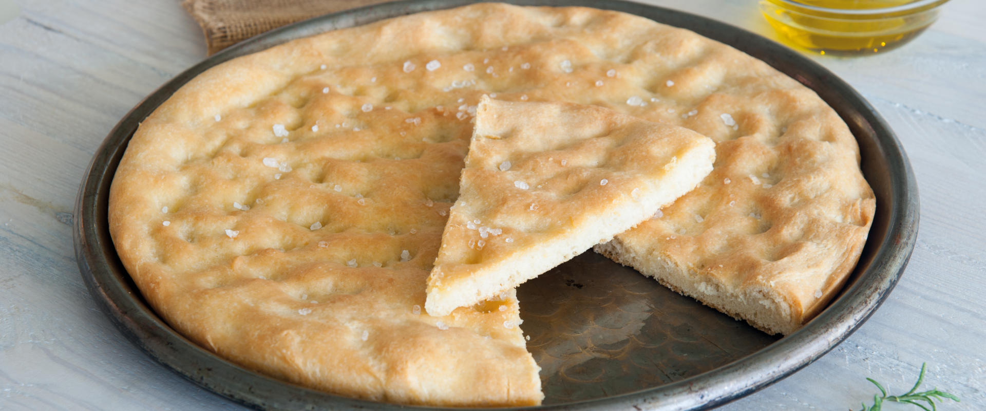 Focaccia mit Olivenöl