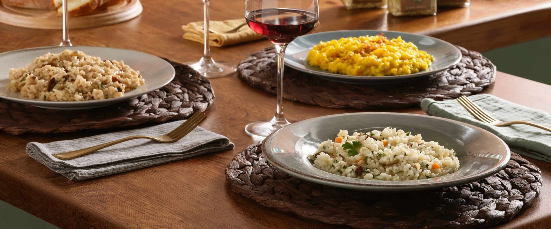 Risotto mit Steinpilzen, Safran und Artischocken für ein herbstliches Abendessen