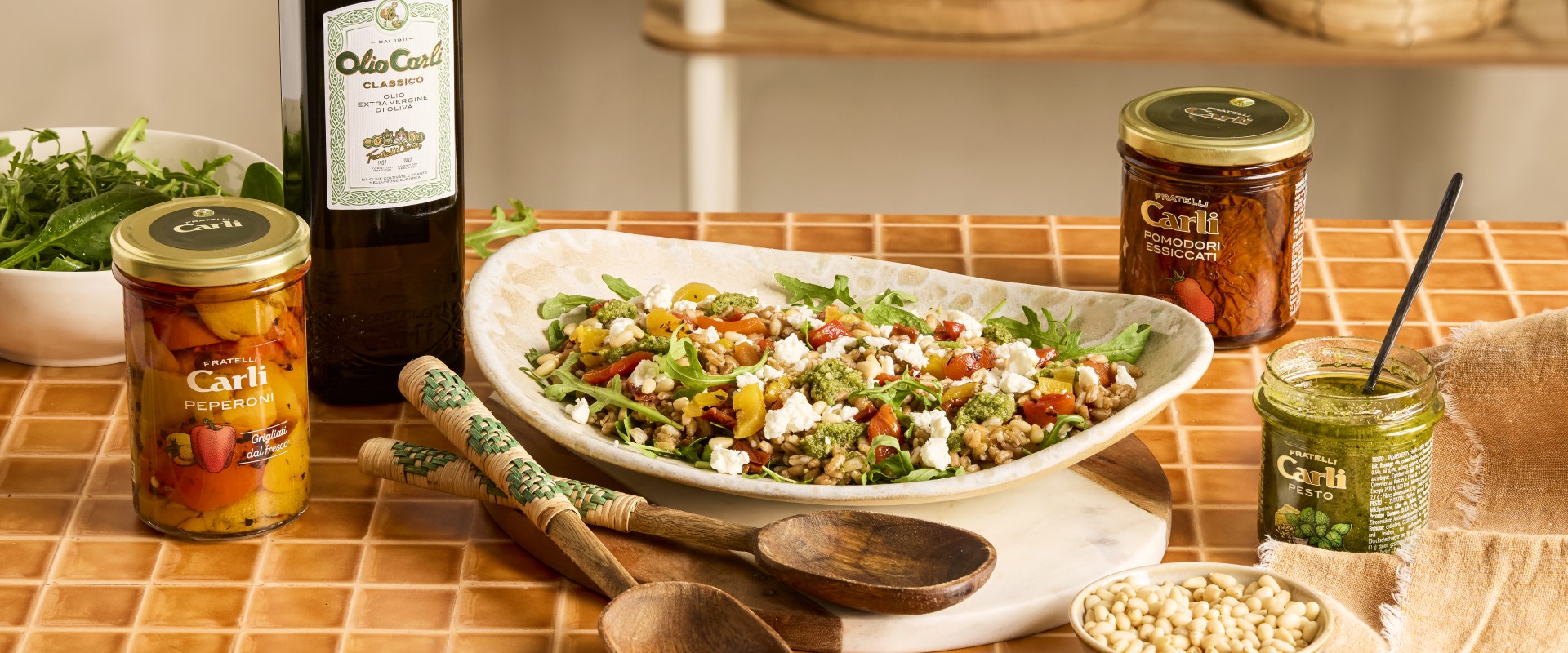 Sommerlicher Dinkelsalat mit Pesto &amp; Paprika