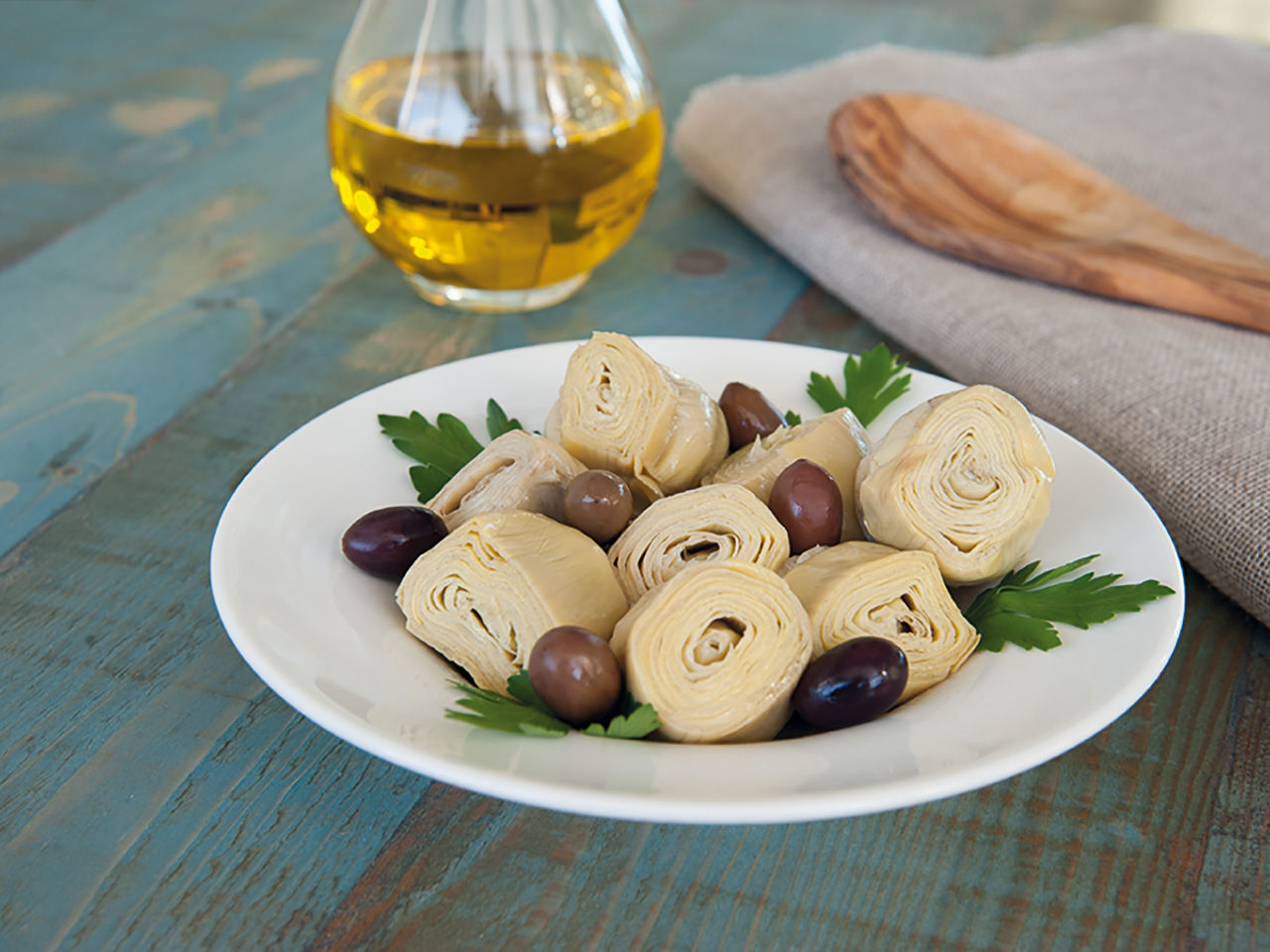 Artischockenherzen mit Oliven