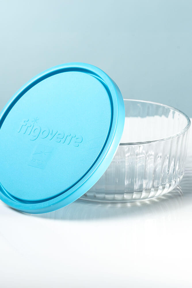 Bol en verre avec couvercle en cadeau