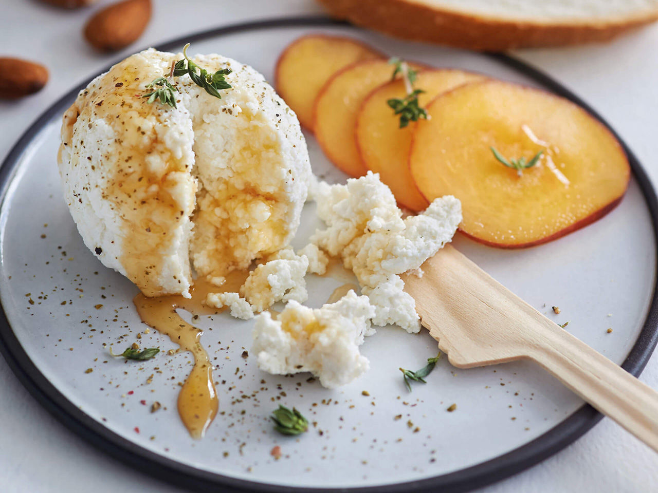 Käse mit Honig
