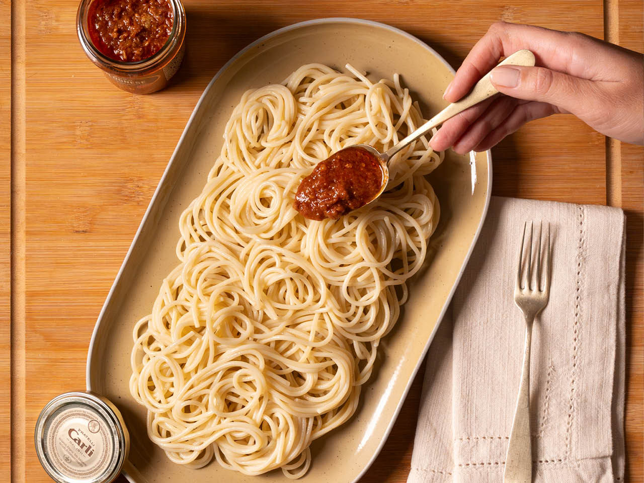 Spaghetti-Gericht mit Bolognese-Sauce