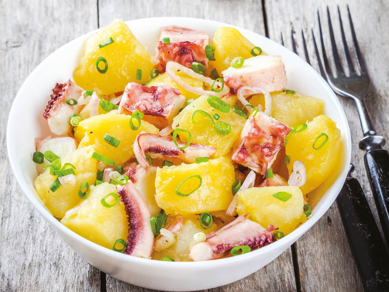 Oktopussalat mit Kartoffeln
