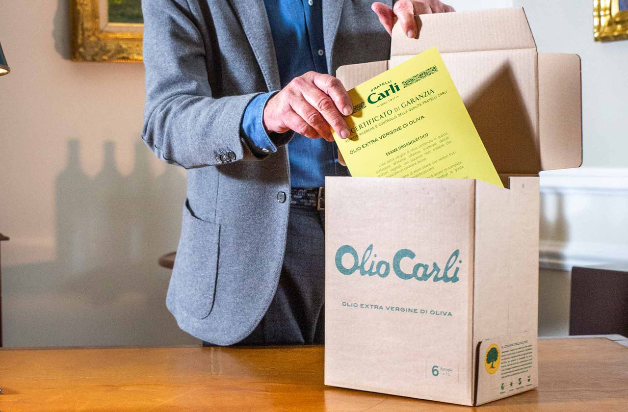 Certificato di Garanzia che viene messo nella scatola dell'Olio Carli