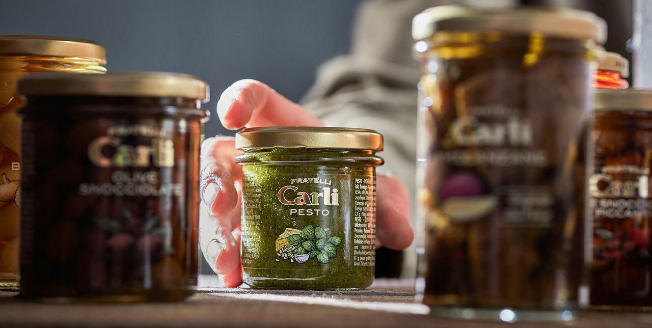 Ein Glass Pesto